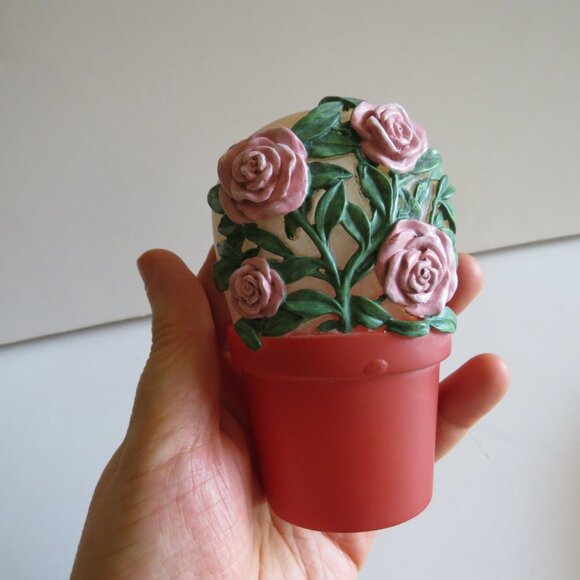 Roses in Pot Nightlight 6" tall - Picture 12 of 12